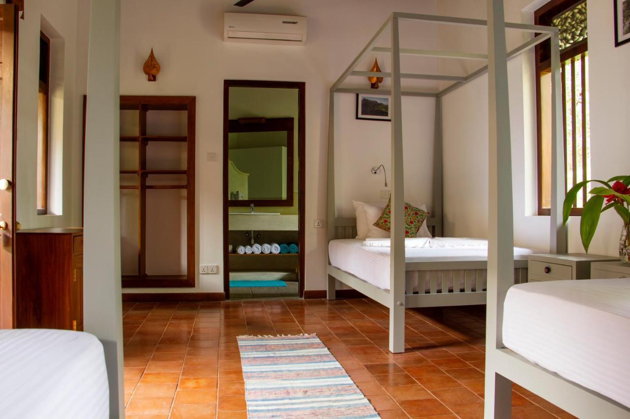 Sri Yoga Shala Bed and Breakfast Unawatuna Buitenkant foto